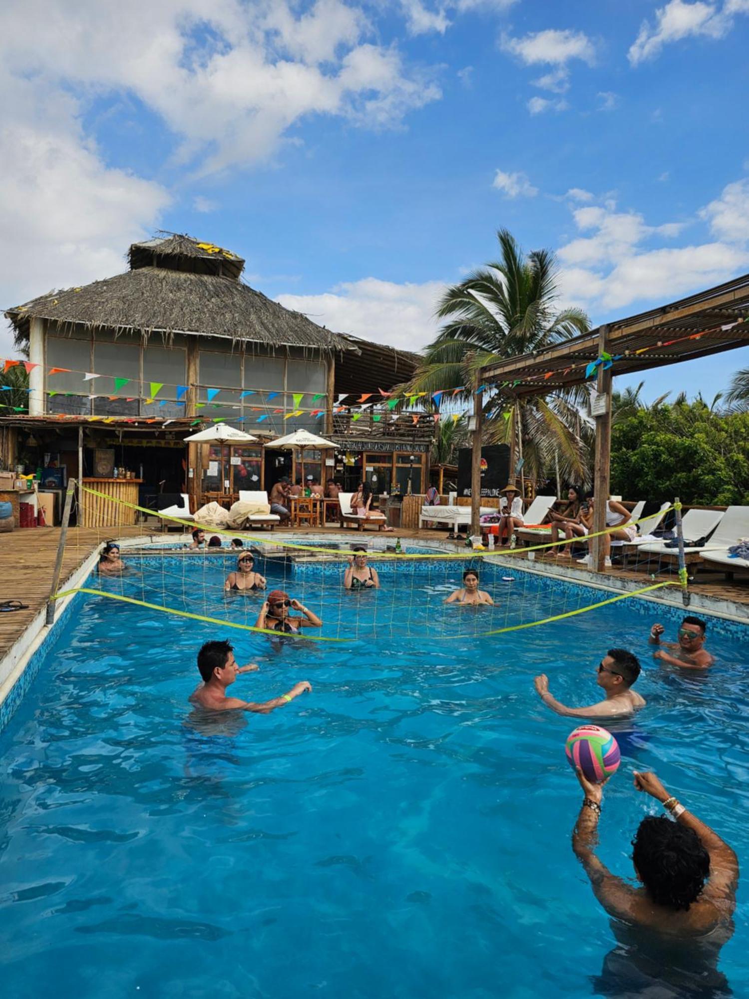 The Point Mancora Beach Ngoại thất bức ảnh